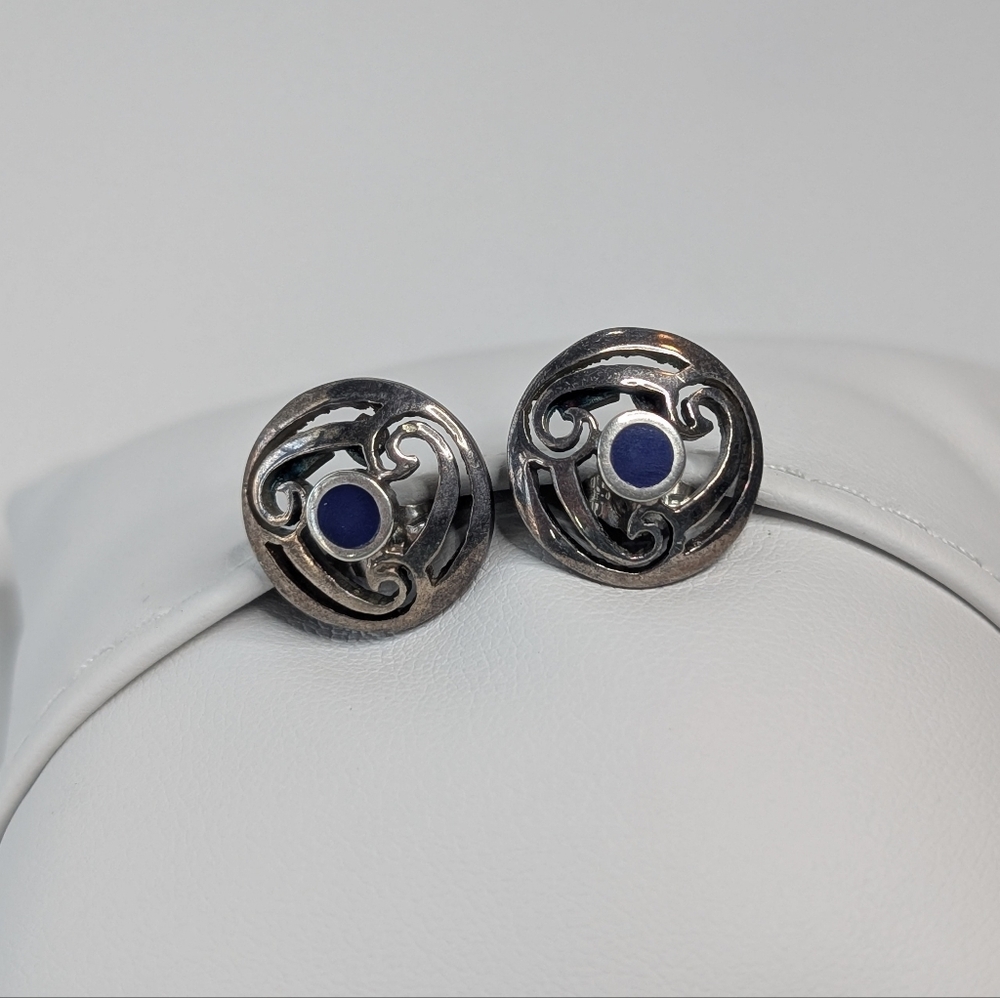 1970s Sterling Southwest Earrings - Vintage Everyday 925 Silver Jewelry - Picture 4 of 9